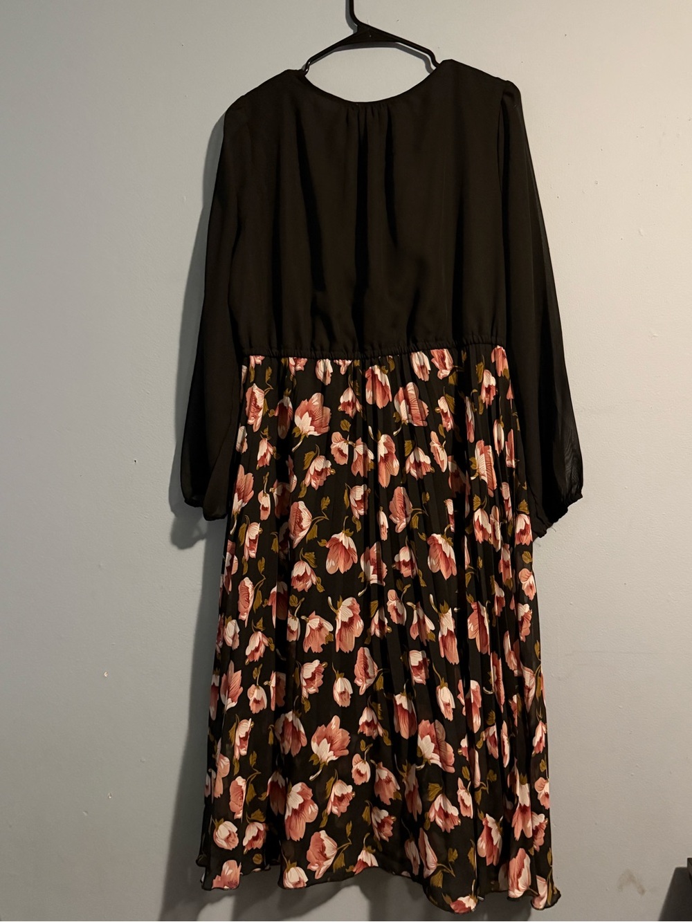 Floral Pleated Black Midi Dress with Pink Bloom Print
